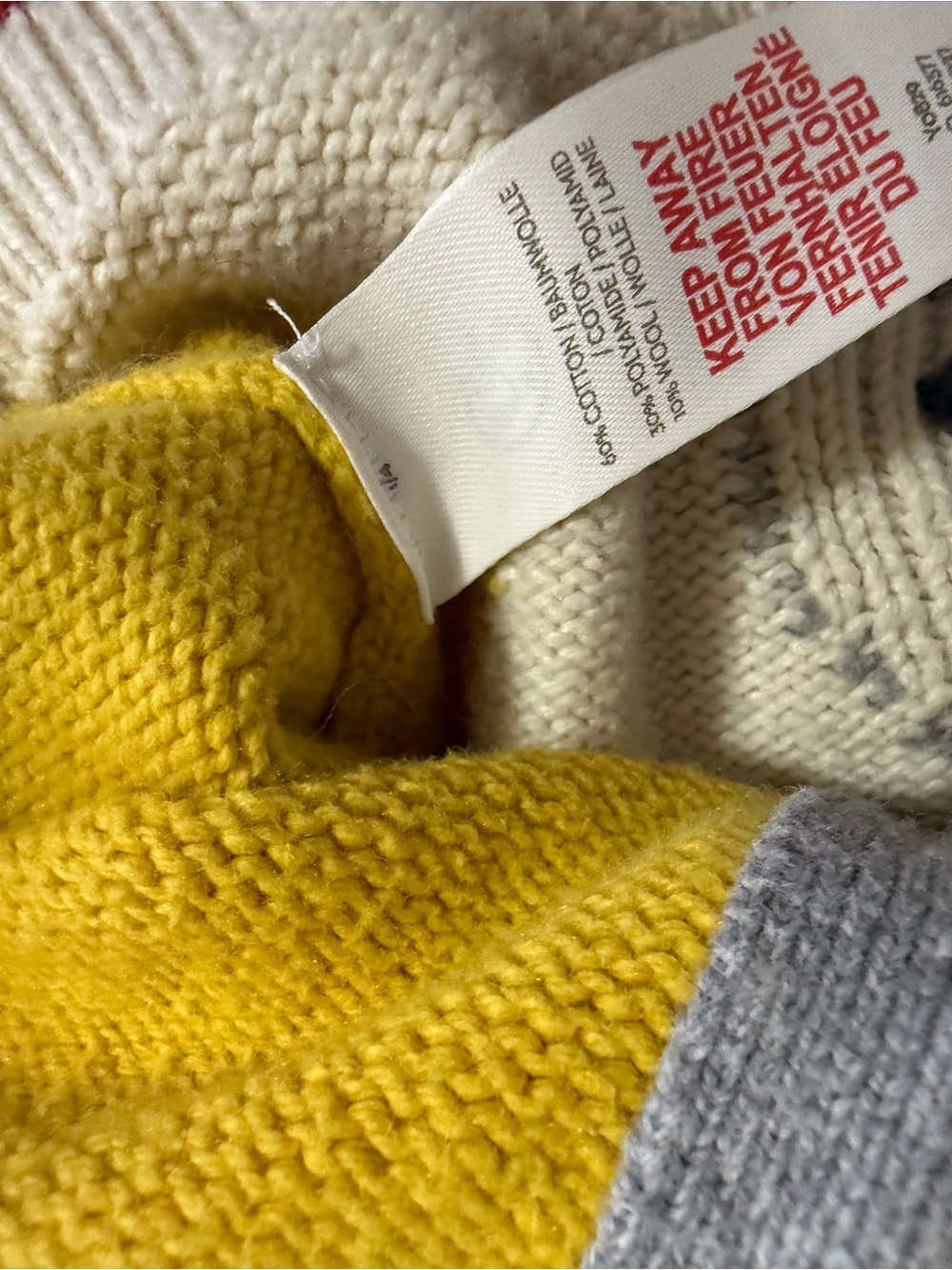 Baby Boden Wool Blend Polar Bear Cardigan - Picture 8 of 8